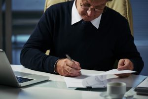 بهترین وکیل در لاهیجان